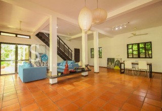 5 Bedroom Villa with Huge Yard for Sale - Siem Reap thumbnail