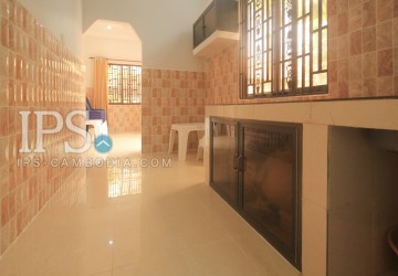 3 Bedrooms  Villa for Rent - Siem Reap thumbnail