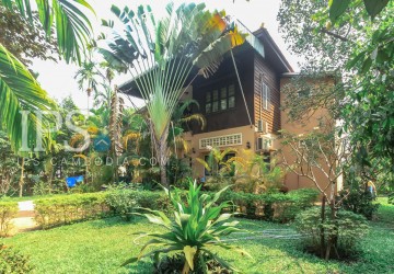 3 Bedroom Wooden House for Rent - Slor Kram, Siem Reap thumbnail