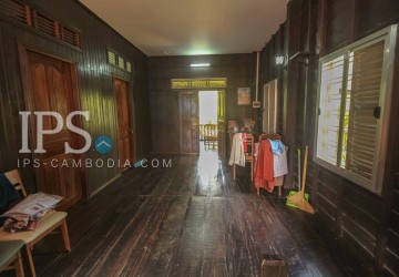 3 Bedroom Wooden House for Rent - Slor Kram, Siem Reap thumbnail