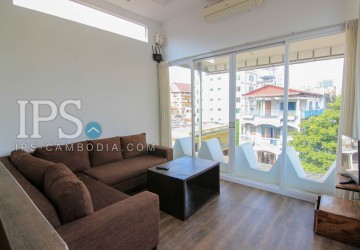 1 Bedroom Renovated Apartment For Rent - Tonle Bassac, Phnom Penh thumbnail