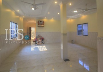 5 Bedroom Villa For Rent - Siem Reap thumbnail