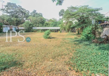 3000 sqm. Land for Sale - River Road , Siem Reap thumbnail