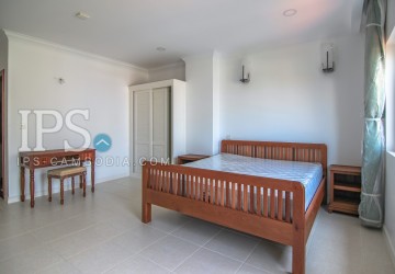 2 Bedroom Apartment For Rent - BKK1, Phnom Penh thumbnail