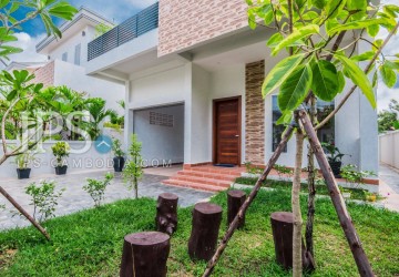 3 Bedroom Townhouse For Sale - Svay Dangkum , Siem Reap thumbnail