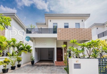 3 Bedroom Townhouse For Sale - Svay Dangkum , Siem Reap thumbnail