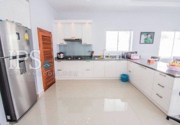 3 Bedroom Townhouse For Sale - Svay Dangkum , Siem Reap thumbnail