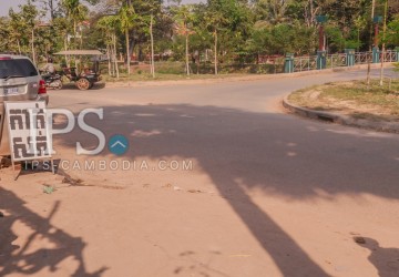  3916 sqm.  Vacant Land For Sale - Slor Kram, Siem Reap thumbnail