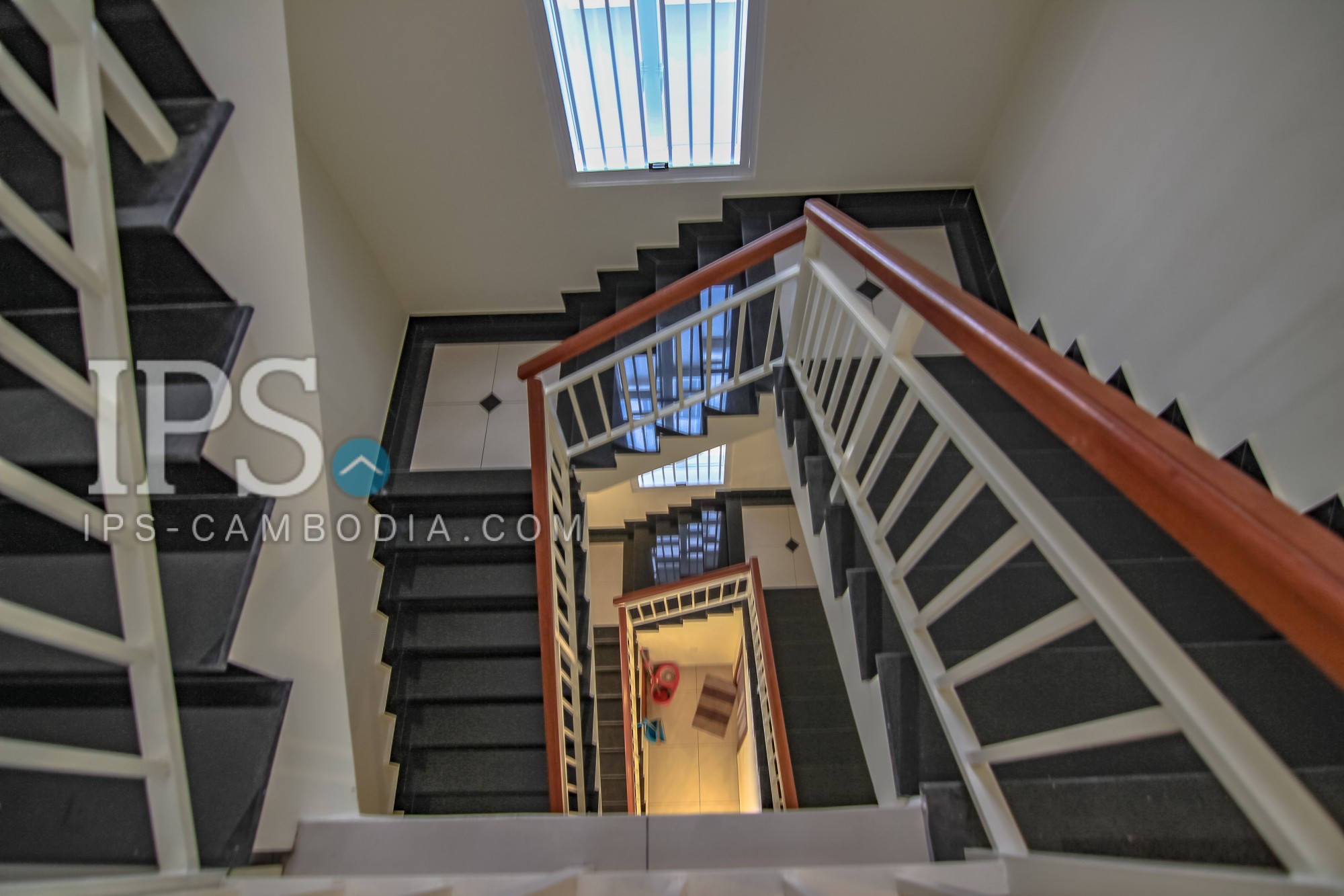 4 Bedroom Twin Villa for Rent Near Northbridge, Phnnom Penh - Image 23