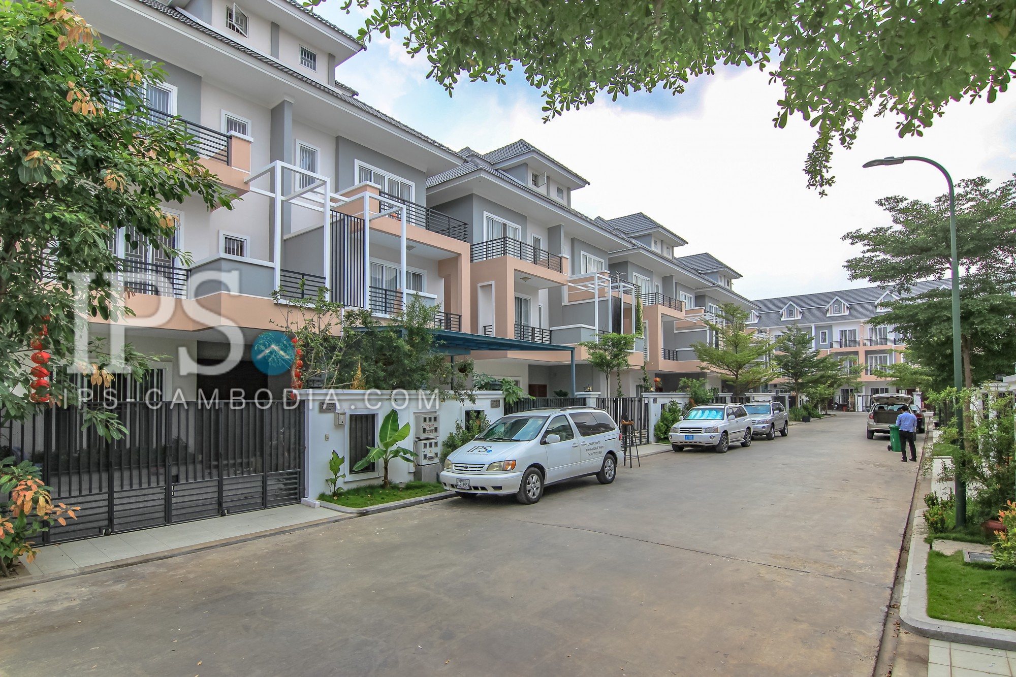 4 Bedroom Twin Villa for Rent Near Northbridge, Phnnom Penh - Image 3