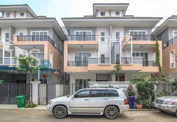 4 Bedroom Twin Villa for Rent Near Northbridge, Phnnom Penh thumbnail