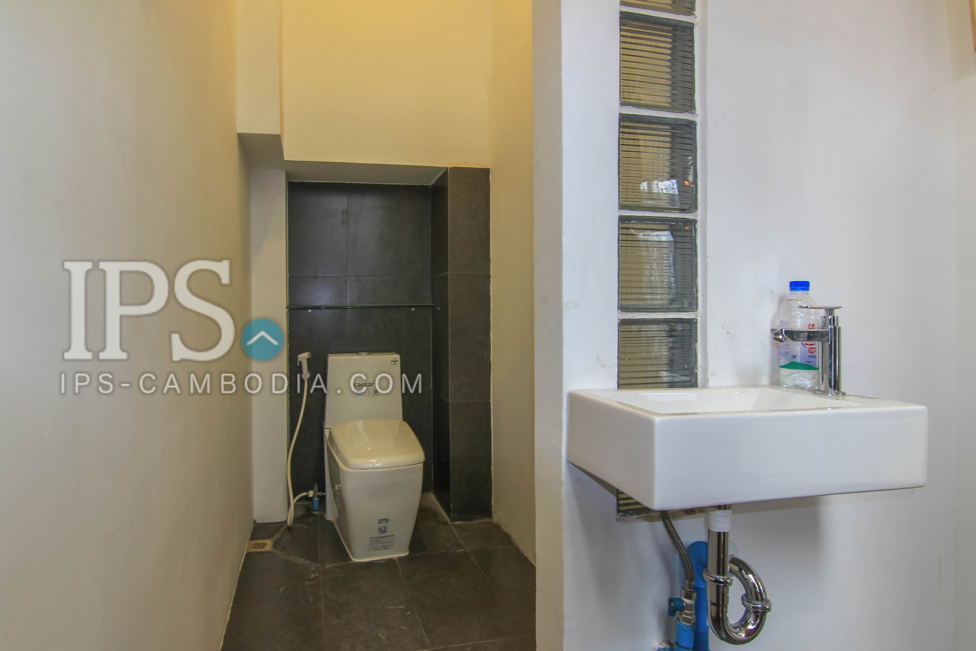 Renovated Duplex 3 Bedroom Apartment For Sale - Chey Chumneah, Phnom Penh - Image 23