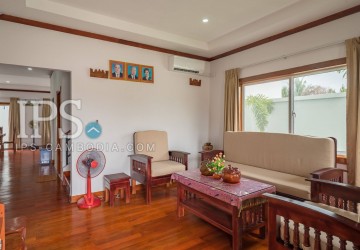 3 Bedroom Villa  Townhouse For Rent - Sra Ngae, Siem Reap thumbnail