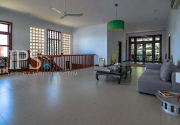 5 Bedroom Villa For Rent in Chroy Changvar, Phnom Penh thumbnail