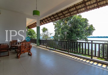 5 Bedroom Villa For Rent in Chroy Changvar, Phnom Penh thumbnail