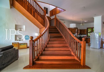 5 Bedroom Villa For Rent in Chroy Changvar, Phnom Penh thumbnail