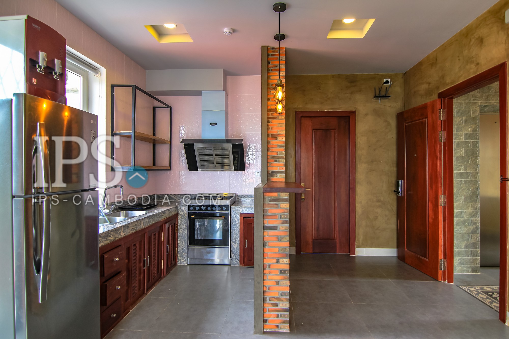 2 Bedroom Serviced Apartment For Rent in Tonle Bassac, Phnom Penh - Image 5
