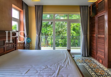 2 Bedroom Serviced Apartment for Rent - Tonle Bassac - Phnom Penh thumbnail