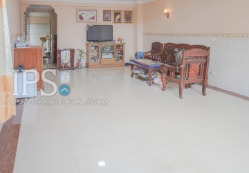 85 sqm 4 Bedrooms House For Rent - Psar Ler Market, Sihanouk Ville thumbnail