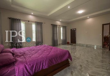 New Villa 5 Bedrooms  For Rent - Svay Dangkum, Siem Reap thumbnail