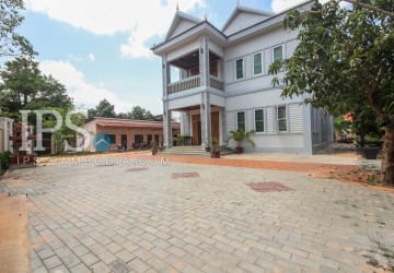 New Villa 5 Bedrooms  For Rent - Svay Dangkum, Siem Reap thumbnail