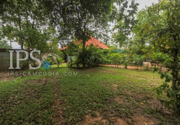 1 Bedroom  Villa For Rent - Svay Dangkum, Siem Reap thumbnail