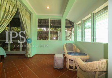 1 Bedroom  Villa For Rent - Svay Dangkum, Siem Reap thumbnail