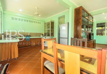 1 Bedroom  Villa For Rent - Svay Dangkum, Siem Reap thumbnail