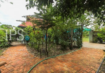 1 Bedroom  Villa For Rent - Svay Dangkum, Siem Reap thumbnail