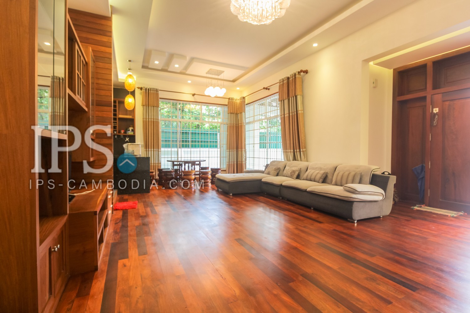 3 Bedroom Modern Villa  For Rent - Svay Dangkum, Siem Reap - Image 3