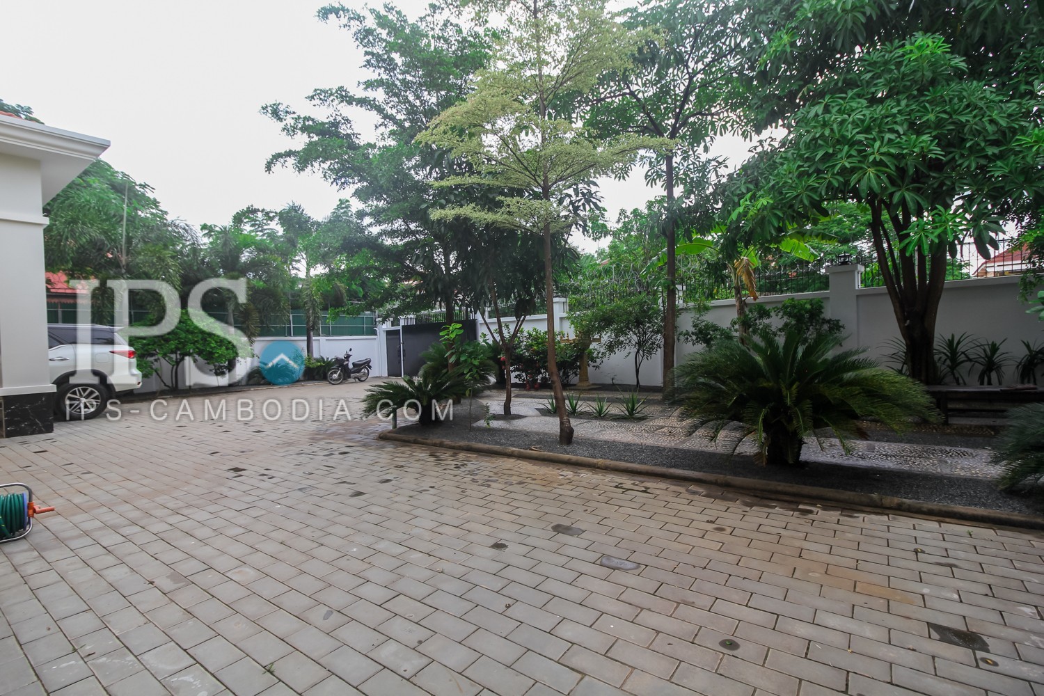3 Bedroom Modern Villa  For Rent - Svay Dangkum, Siem Reap - Image 10