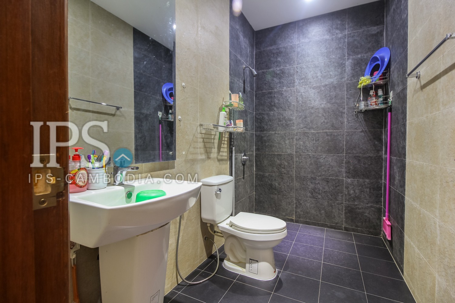 3 Bedroom Modern Villa  For Rent - Svay Dangkum, Siem Reap - Image 12
