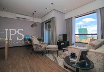 2 Bedrooms Condo For Rent - Tonle Bassac, Phnom Penh thumbnail