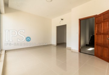 3 Bedrooms Townhouse For Rent - Svay Dangkum, Siem Reap thumbnail