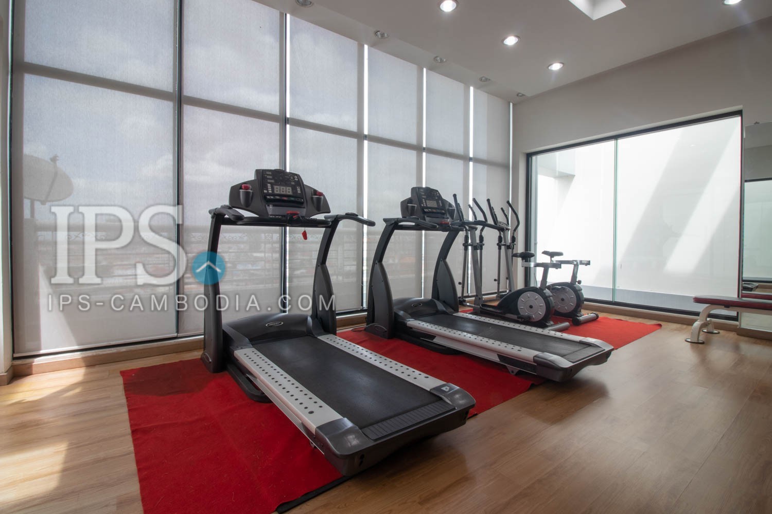 16th Floor 4 Bedroom Penthouse For Sale - Noblesse Residence, Phnom Penh - Image 15