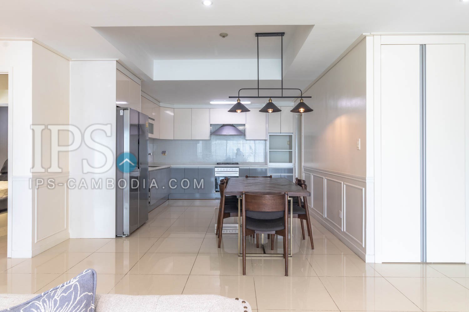 16th Floor 4 Bedroom Penthouse For Sale - Noblesse Residence, Phnom Penh - Image 4
