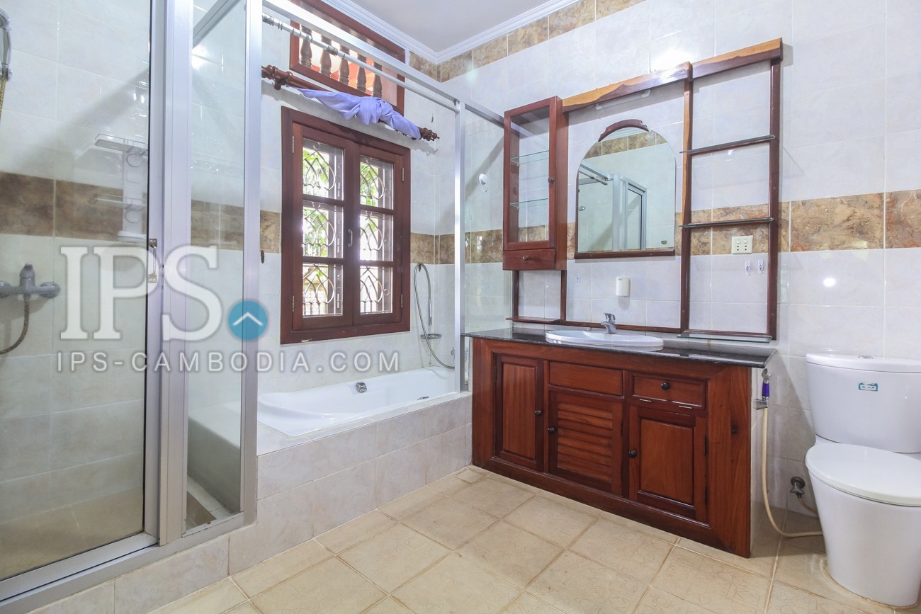 6 Bedroom Wooden Style Villa For Sale - Kouk Chak, Siem Reap - Image 12