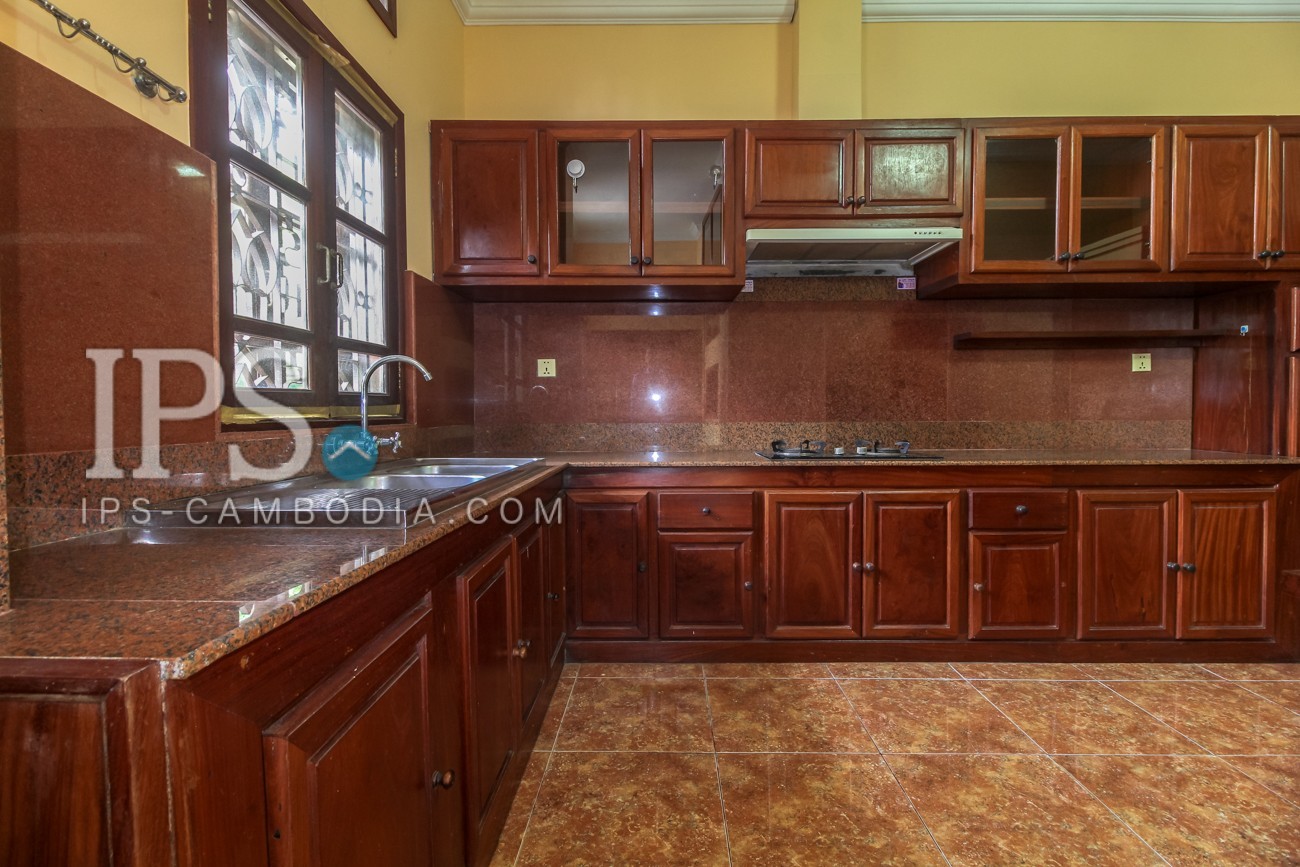 6 Bedroom Wooden Style Villa For Sale - Kouk Chak, Siem Reap - Image 6