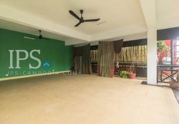 22 Bedrooms Hostel For Sale - Wat Damnak, Siem Reap thumbnail