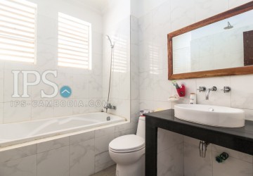 3 Bedrooms Villa For Rent - Svay Dangkum, Siem Reap thumbnail