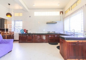 3 Bedrooms Villa For Rent - Svay Dangkum, Siem Reap thumbnail