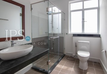 3 Bedroom Services Apartment for Rent - Beoung Trabek, Phnom Penh thumbnail
