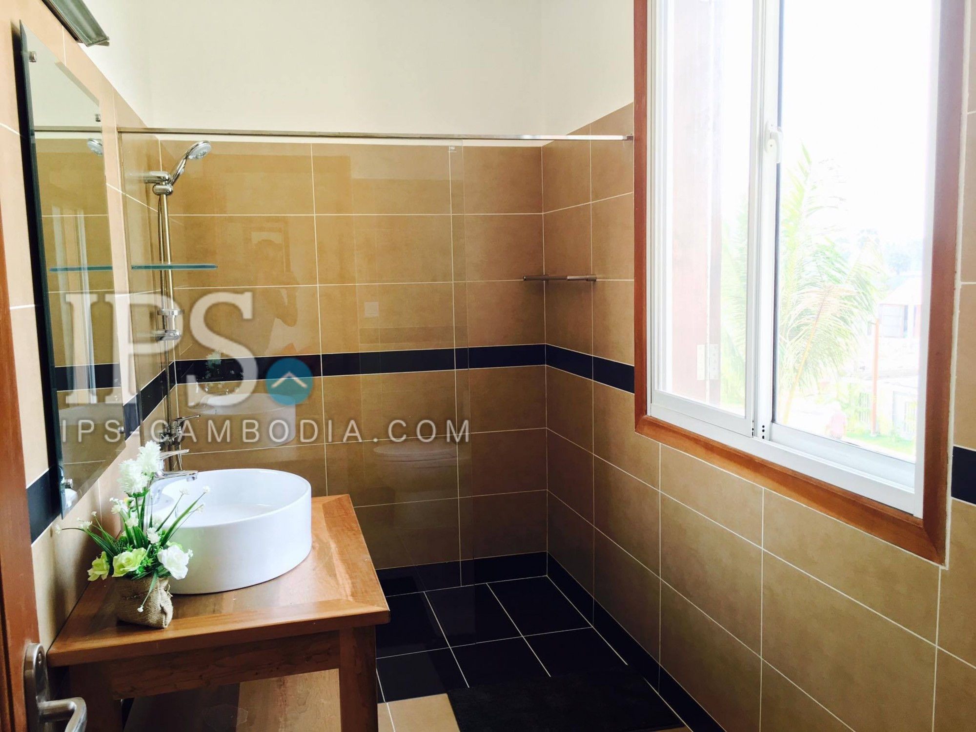 4 Bedroom Villa For Sale - Svay Dangkum, Siem Reap - Image 6