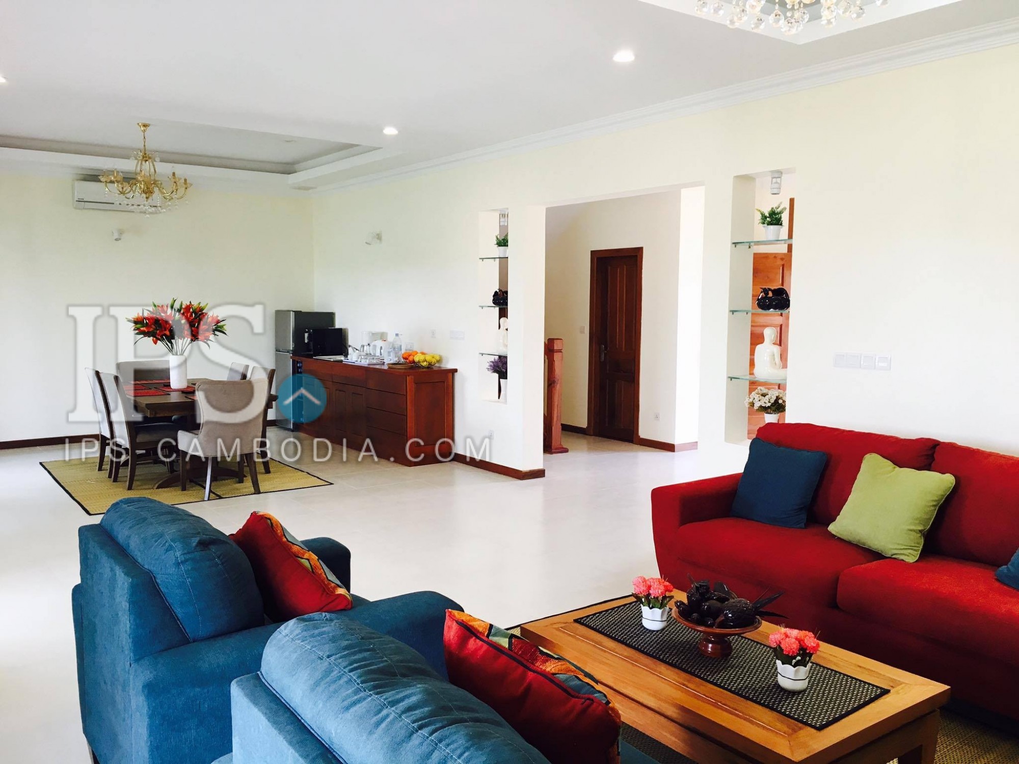 4 Bedroom Villa For Sale - Svay Dangkum, Siem Reap - Image 3