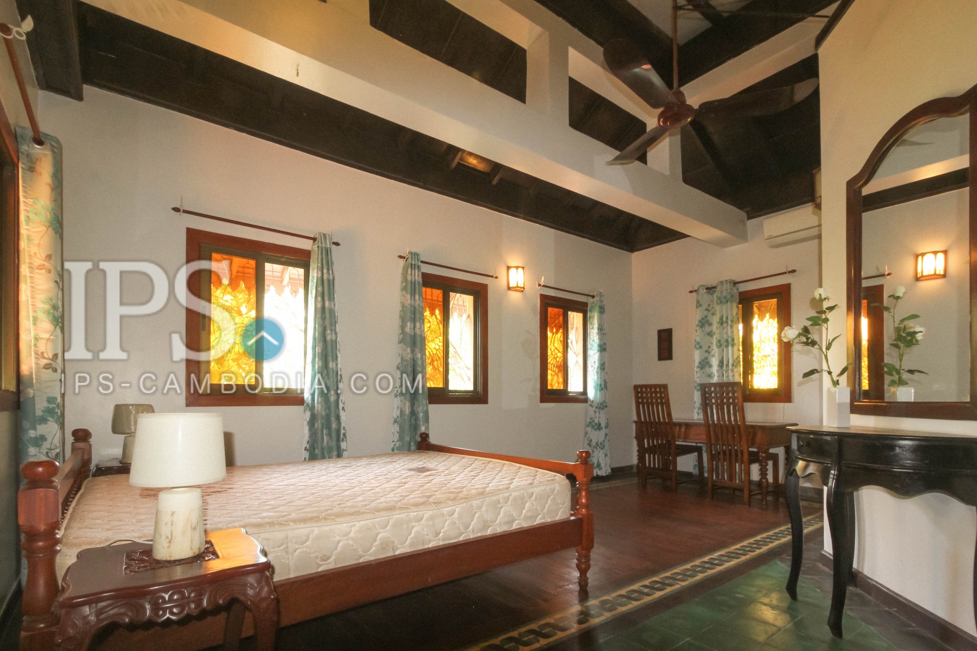 Traditional Khmer House For Rent Svay Dangkum Siem Reap 7644 IPS Cambodia