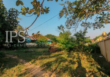 Land  For Sale - Svay Dangkum, Siem Reap thumbnail