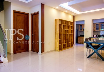 2 Bedroom Twin Villa For Rent- Bassac Garden City, Tonle Bassac, Phnom Penh thumbnail