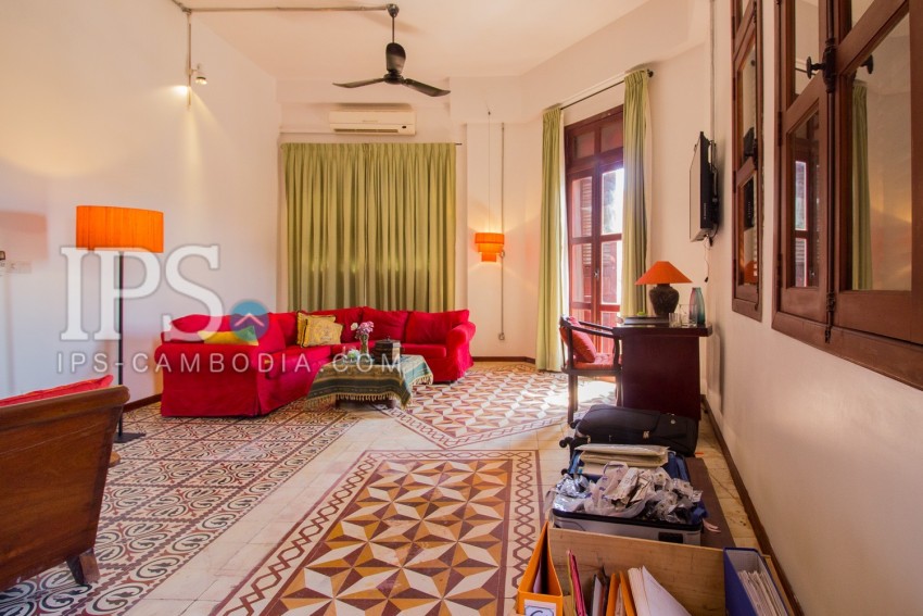 Renovated 2 Bedroom Apartment For Rent - Wat Phnom, Phnom Penh