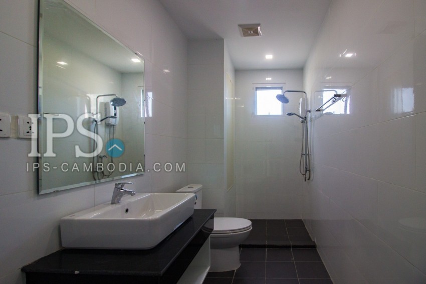 2 Bedroom Serviced Apartment For Rent - Tonle Bassac, Phnom Penh