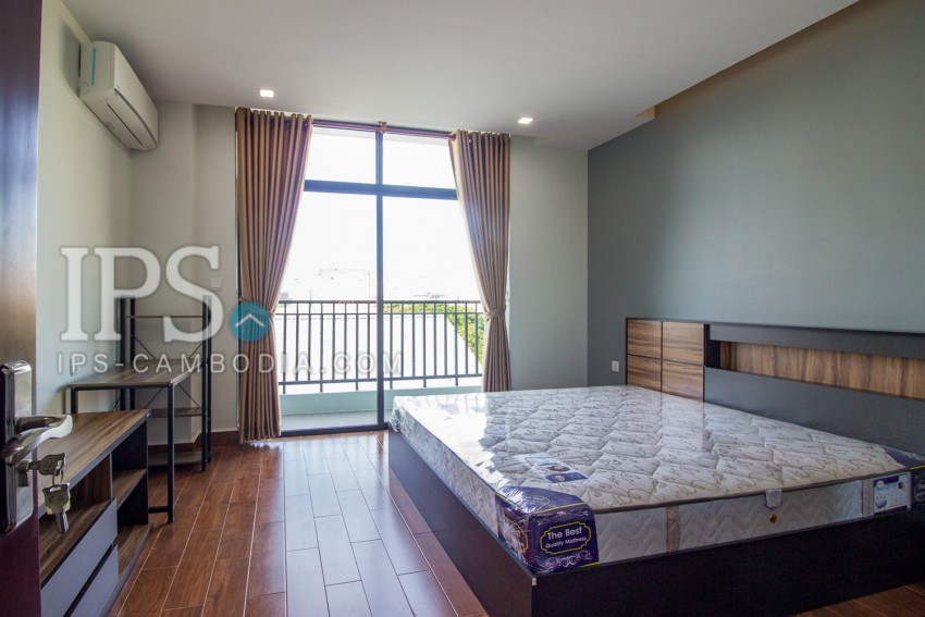 2 Bedroom Serviced Apartment For Rent - Tonle Bassac, Phnom Penh